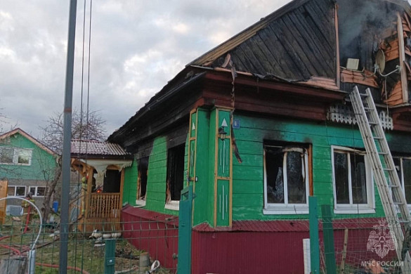 В Пучежском районе сгорел дом с двором на площади 72 квадрата